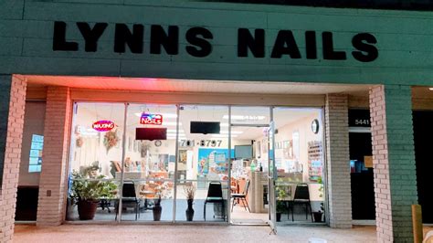 Lynn's nail Parlour .